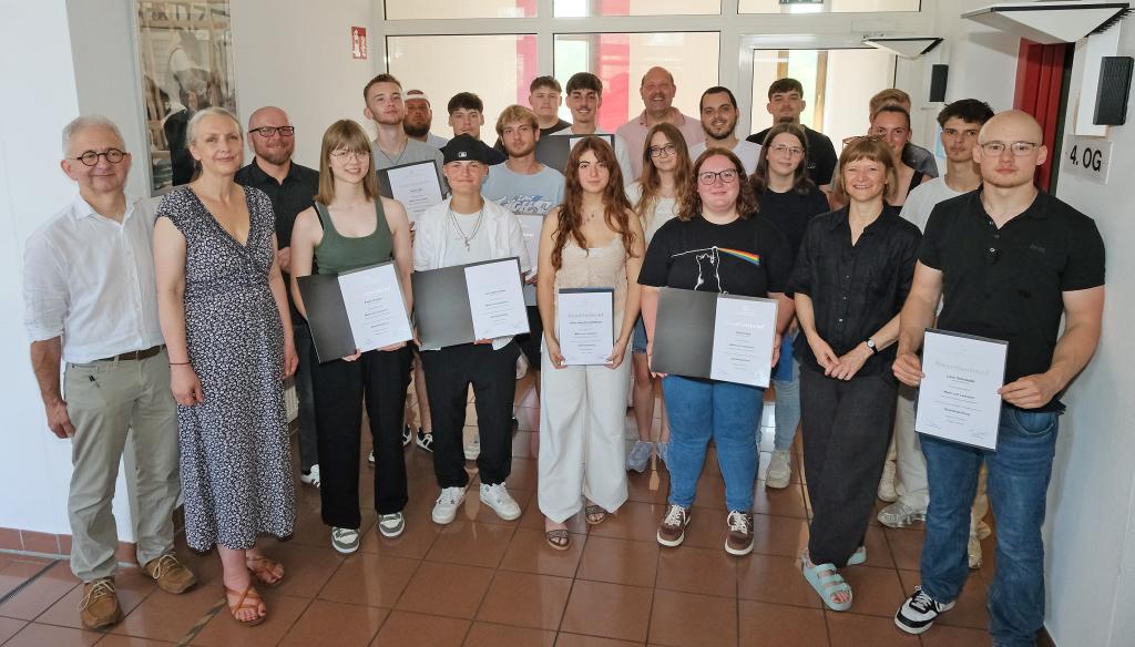 119 Freispr 2606 Gruppenfoto 039859